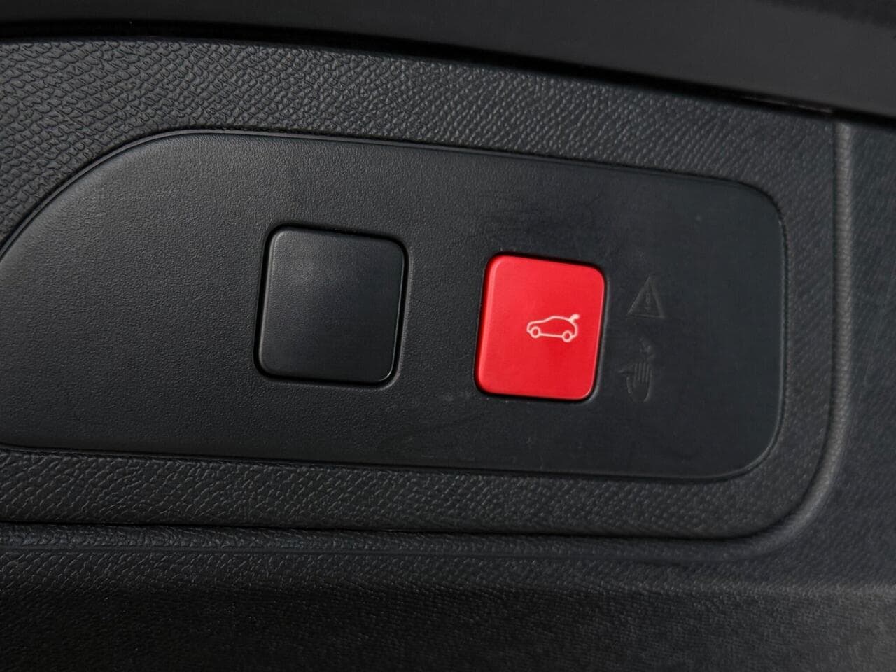 DS AUTOMOBILES DS 7 CROSSBACK thumbnail Misc Controls