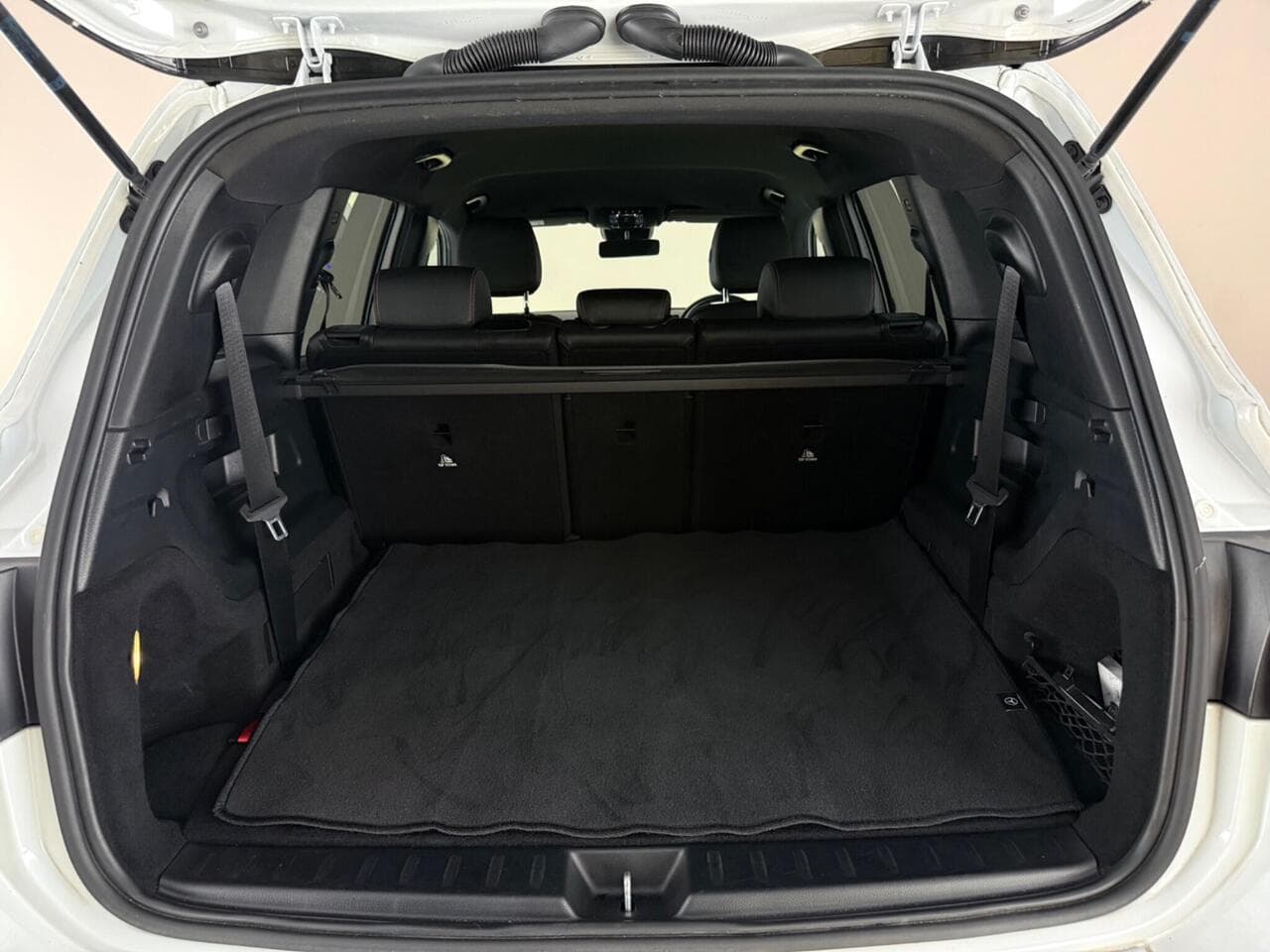 Mercedes-Benz GLB thumbnail Boot