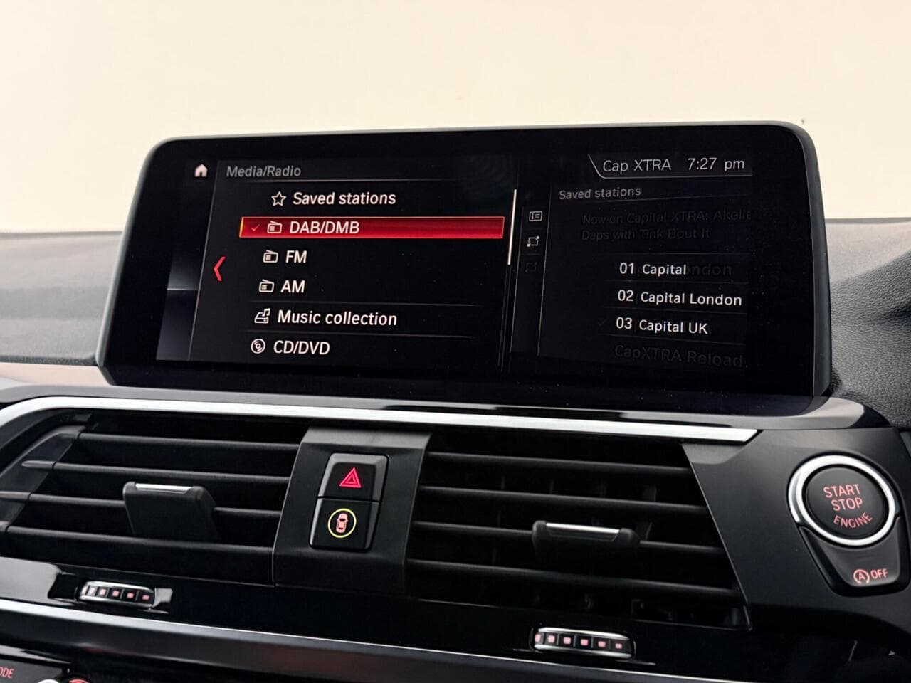 BMW X4 thumbnail Infotainment System