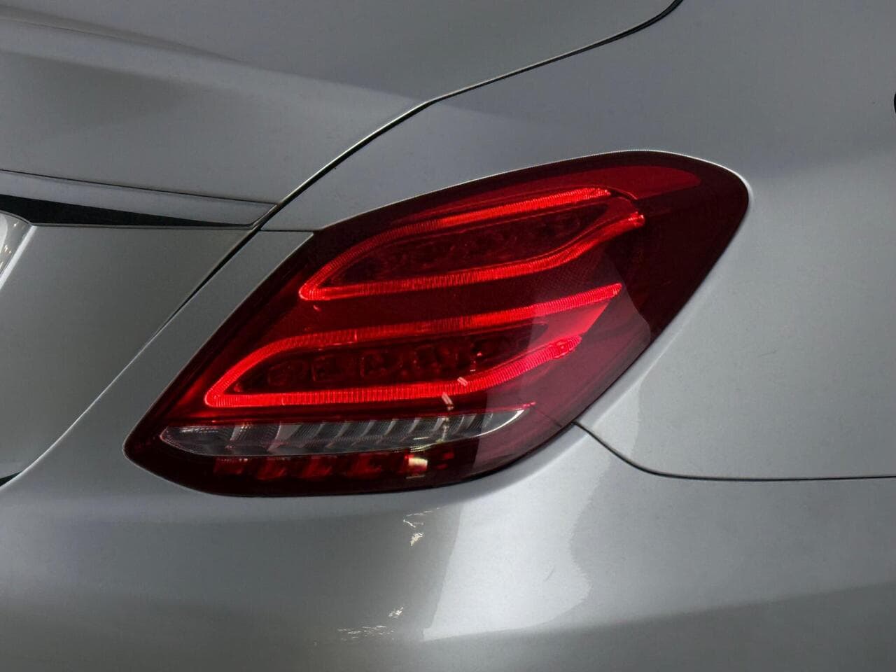 Mercedes-Benz C Class thumbnail Lights Rear