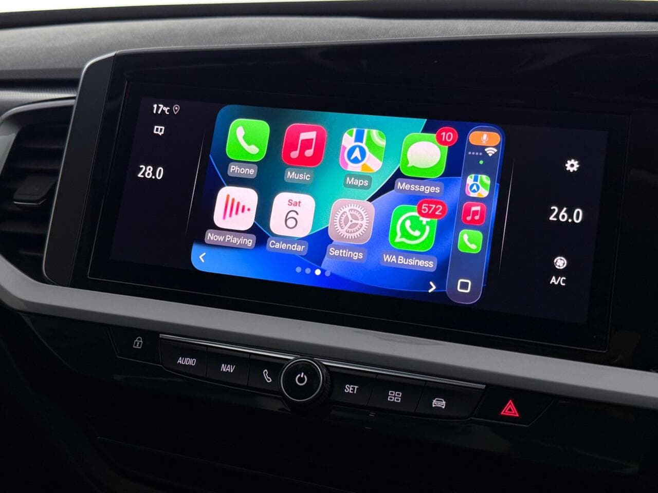 Vauxhall Grandland thumbnail Infotainment System