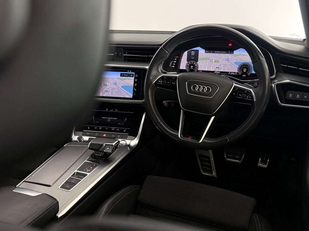Audi A6 Saloon thumbnail Steering Wheel
