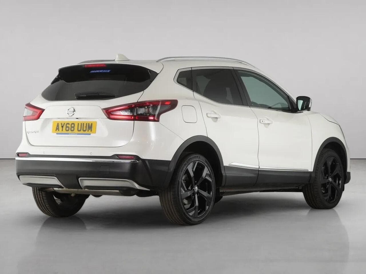 Nissan Qashqai thumbnail Rear Right