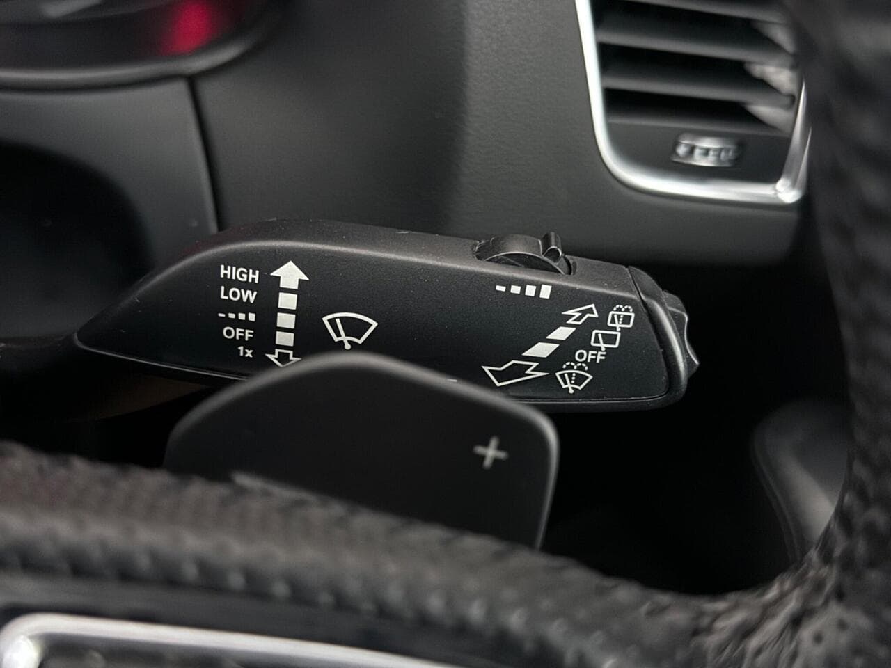 Audi Q5 thumbnail Misc Controls