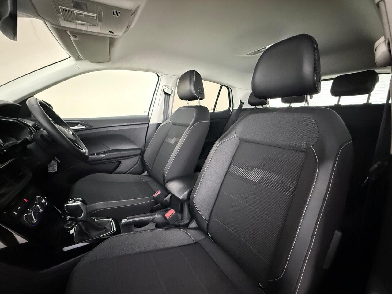 Volkswagen T-Cross thumbnail Seat Front Passenger
