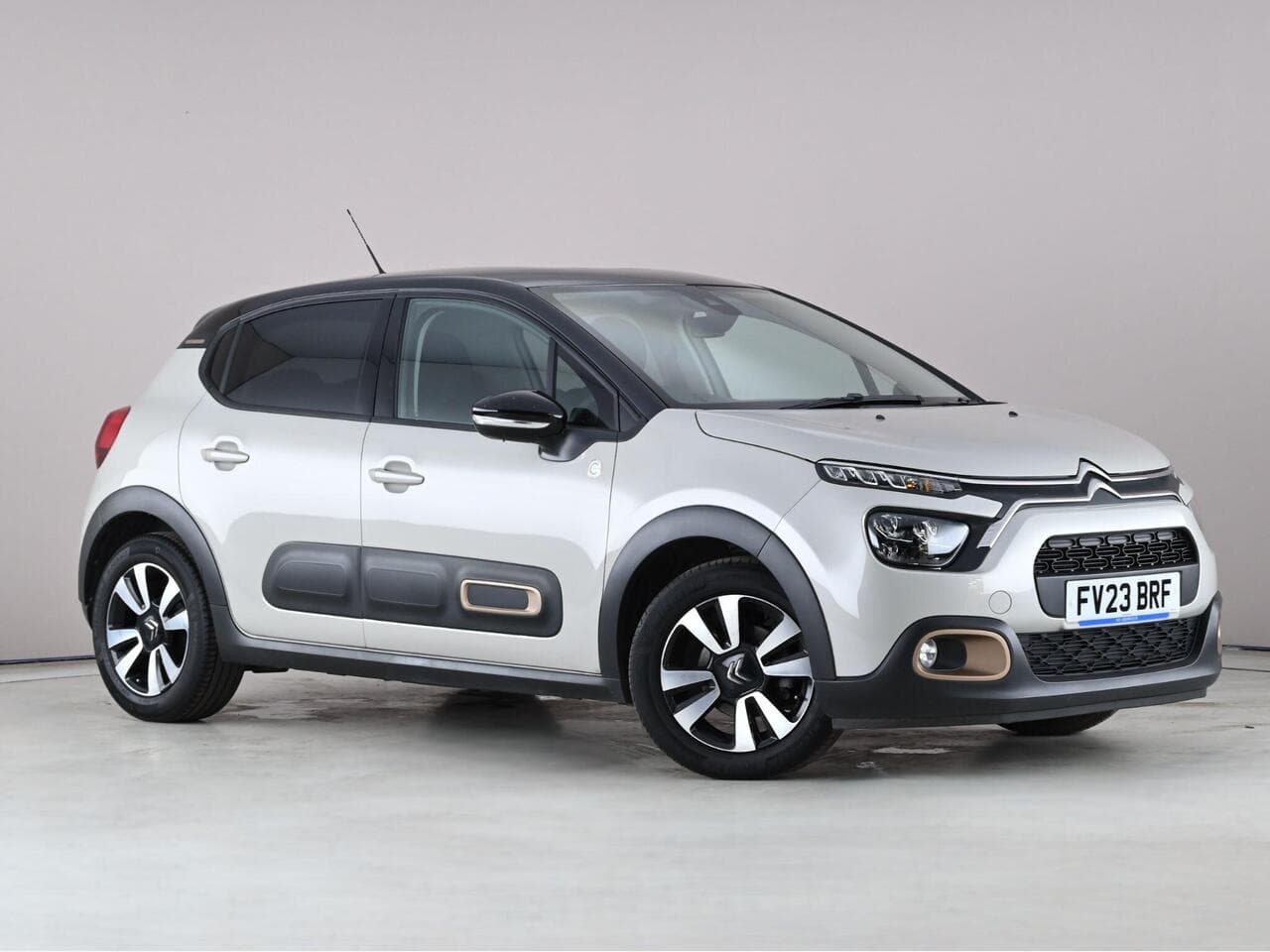 Citroen C3 - Citroen C3 1.2 PureTech C-Series Edition Euro 6 (s/s) 5dr