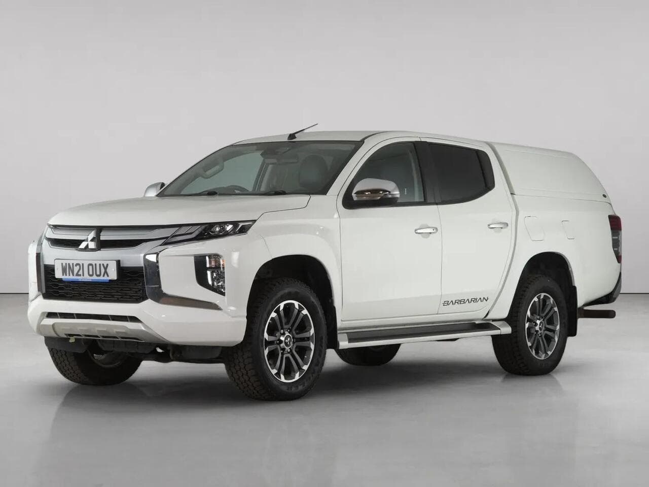 Mitsubishi L200 thumbnail Front Left