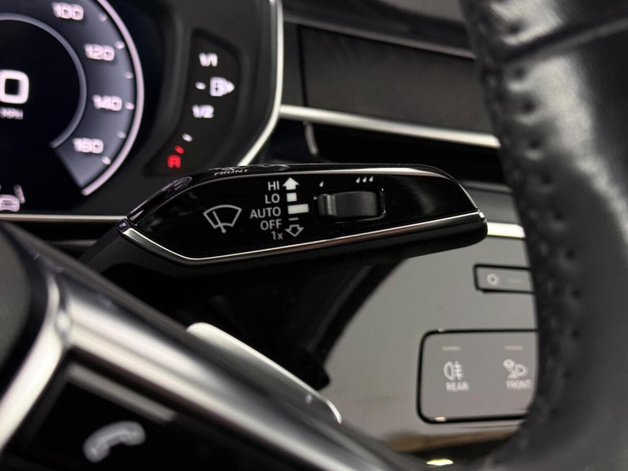 Audi A8 thumbnail Misc Controls
