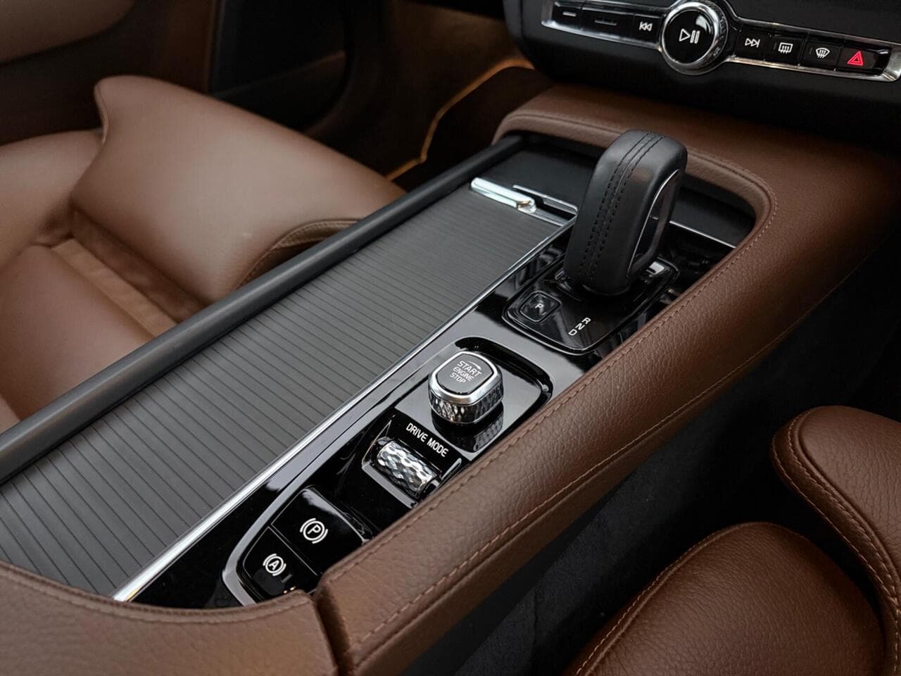 Volvo V90 thumbnail Interior Front