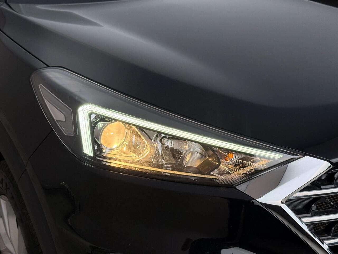 Hyundai TUCSON thumbnail Lights Front