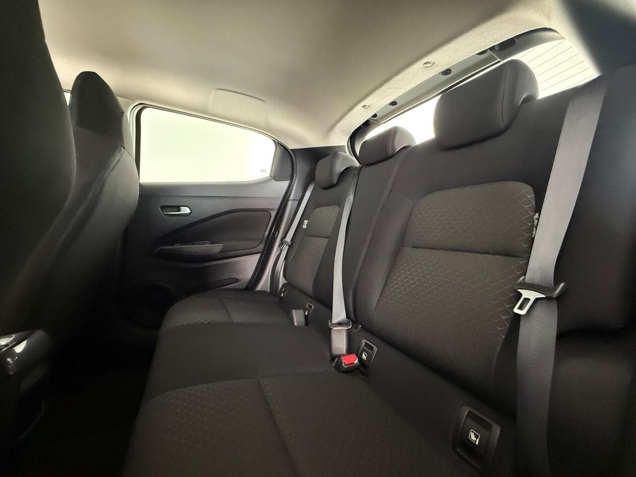 Nissan Juke thumbnail Seats Rear