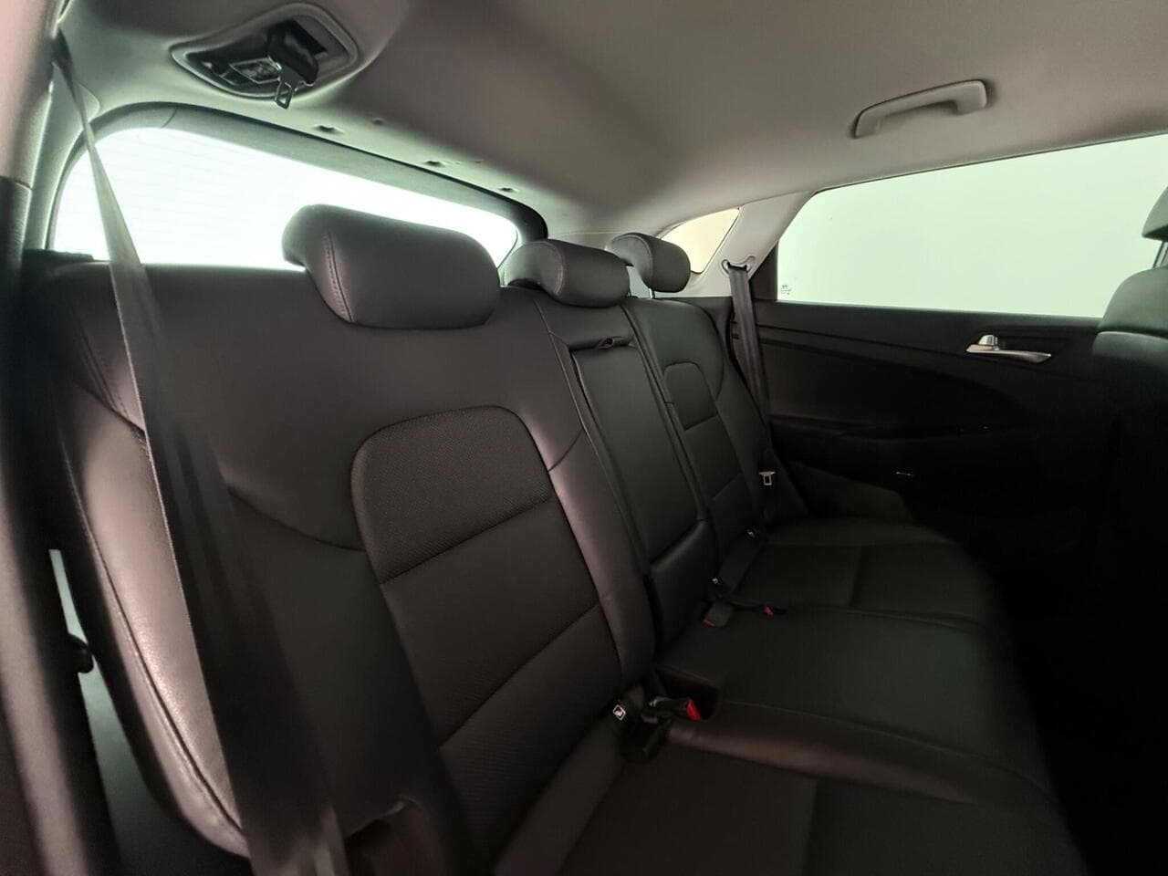 Hyundai TUCSON thumbnail Seats Rear