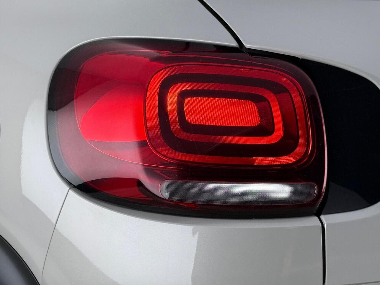 Citroen C3 Aircross thumbnail Lights Rear
