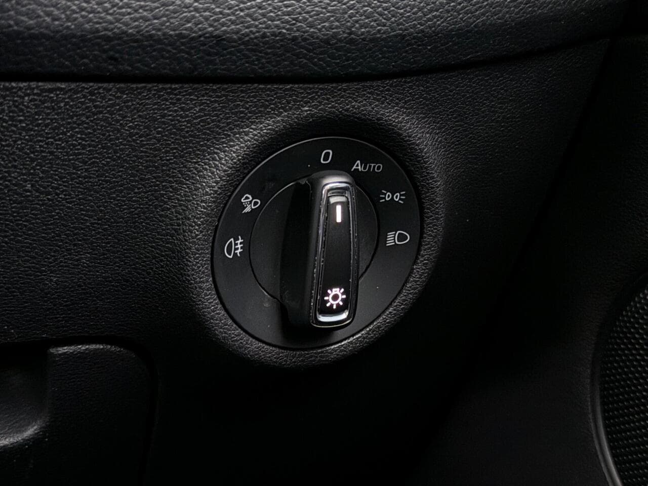Skoda Kodiaq thumbnail Misc Controls