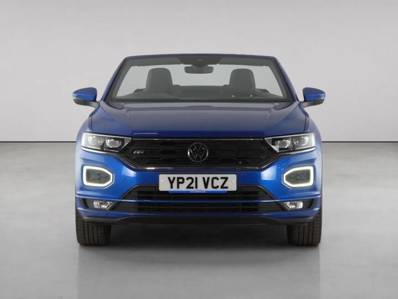 Volkswagen T-Roc thumbnail Front