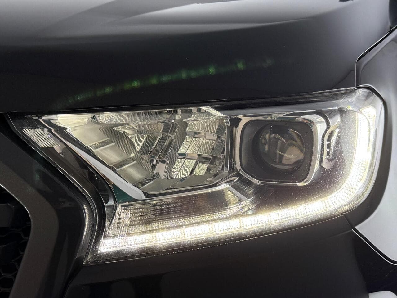 Ford Ranger thumbnail Lights Front