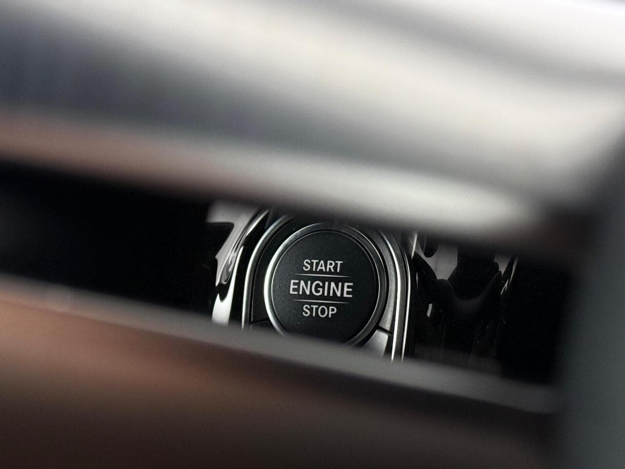 Mercedes-Benz A Class thumbnail Misc Controls