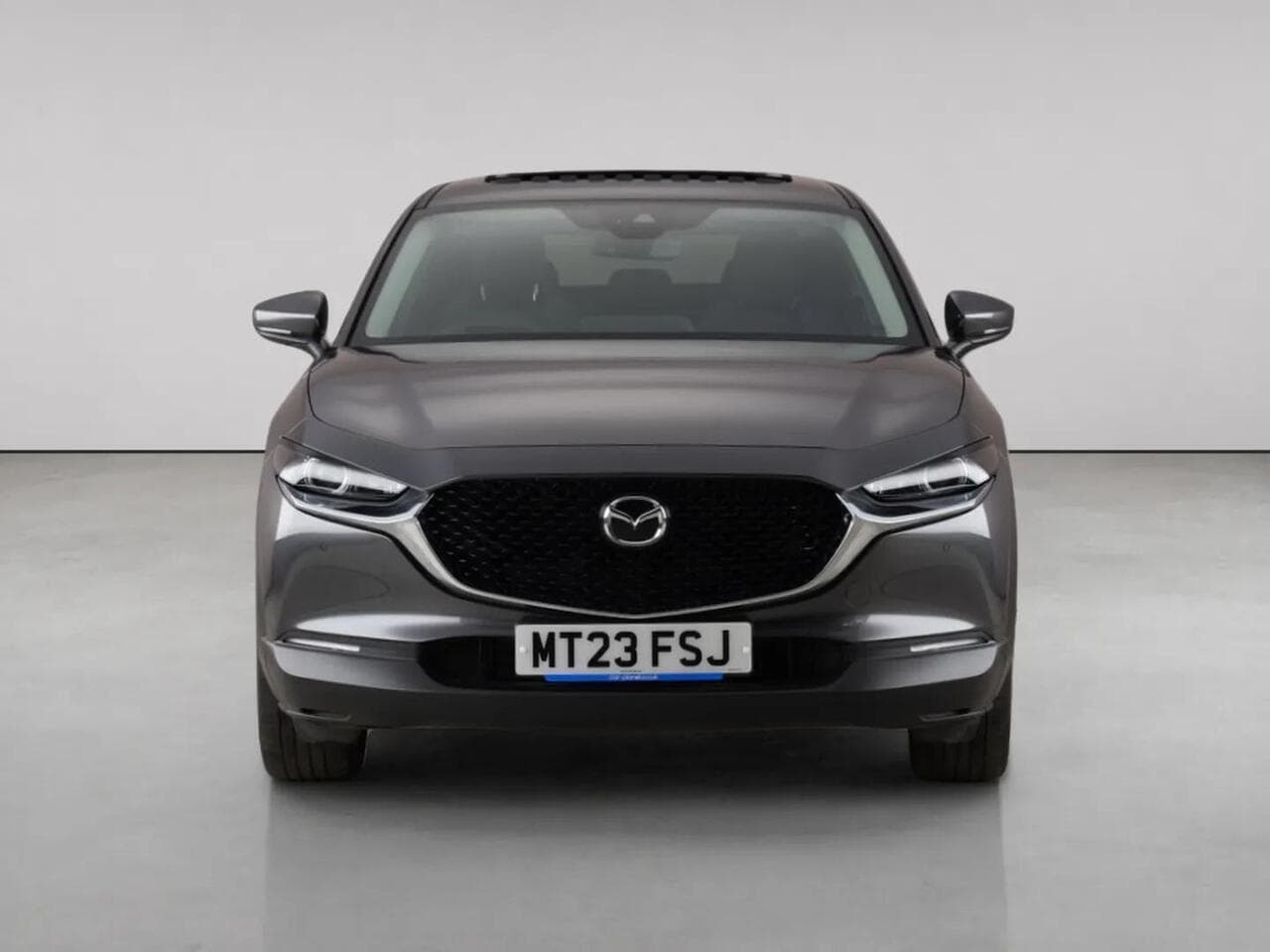 Mazda CX-30 thumbnail Front