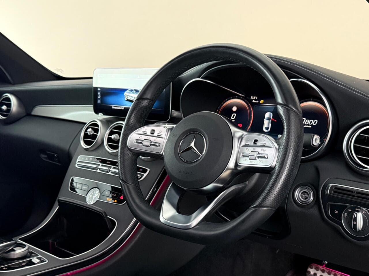 Mercedes-Benz C Class thumbnail Interior Front
