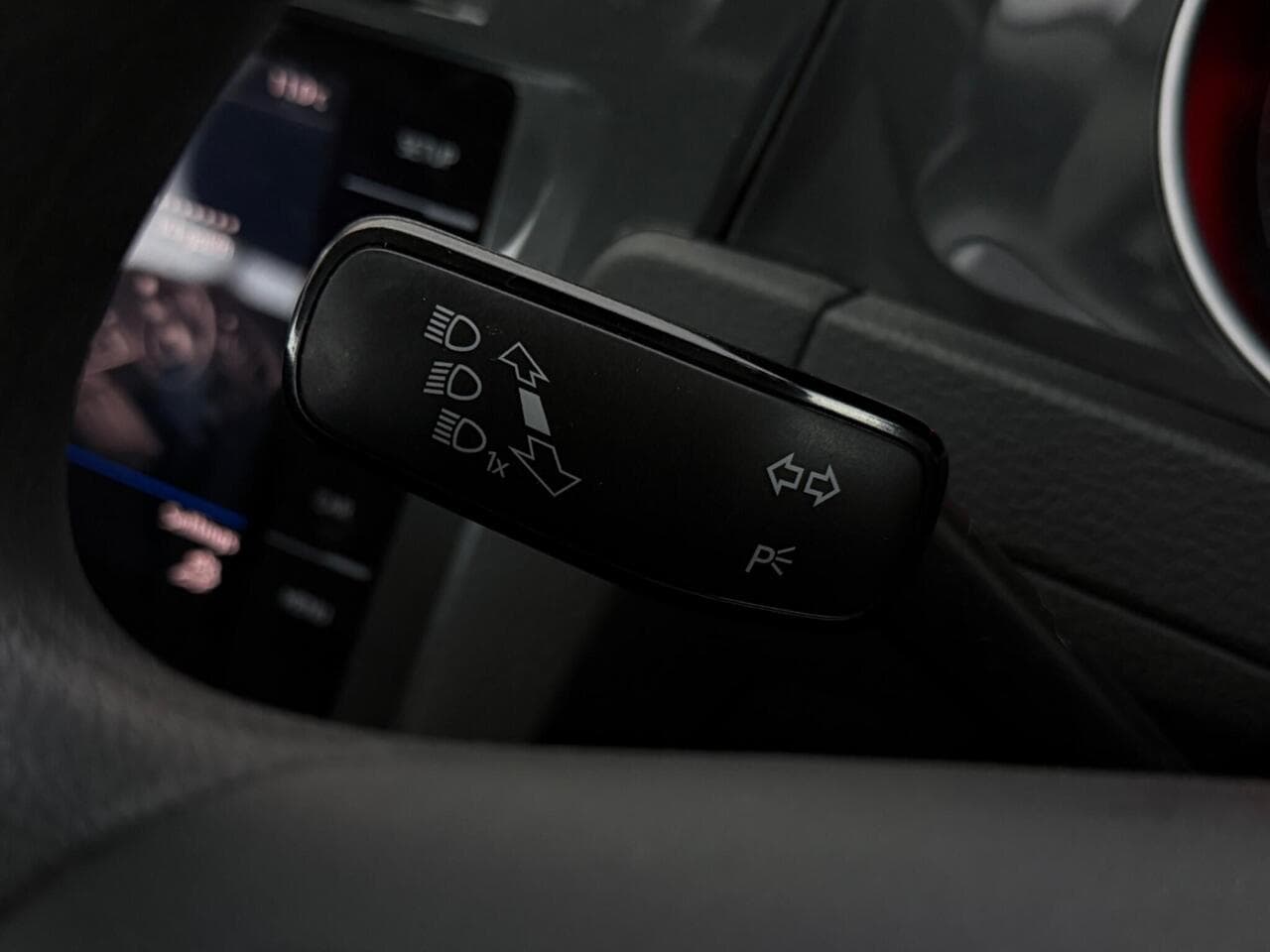 Volkswagen Golf thumbnail Misc Controls
