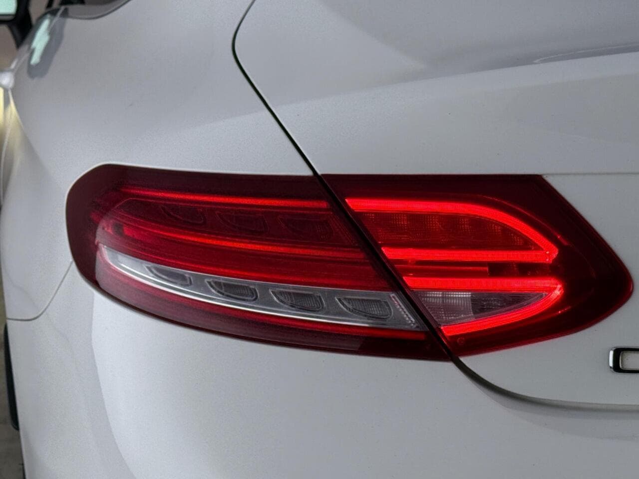 Mercedes-Benz C Class thumbnail Lights Rear