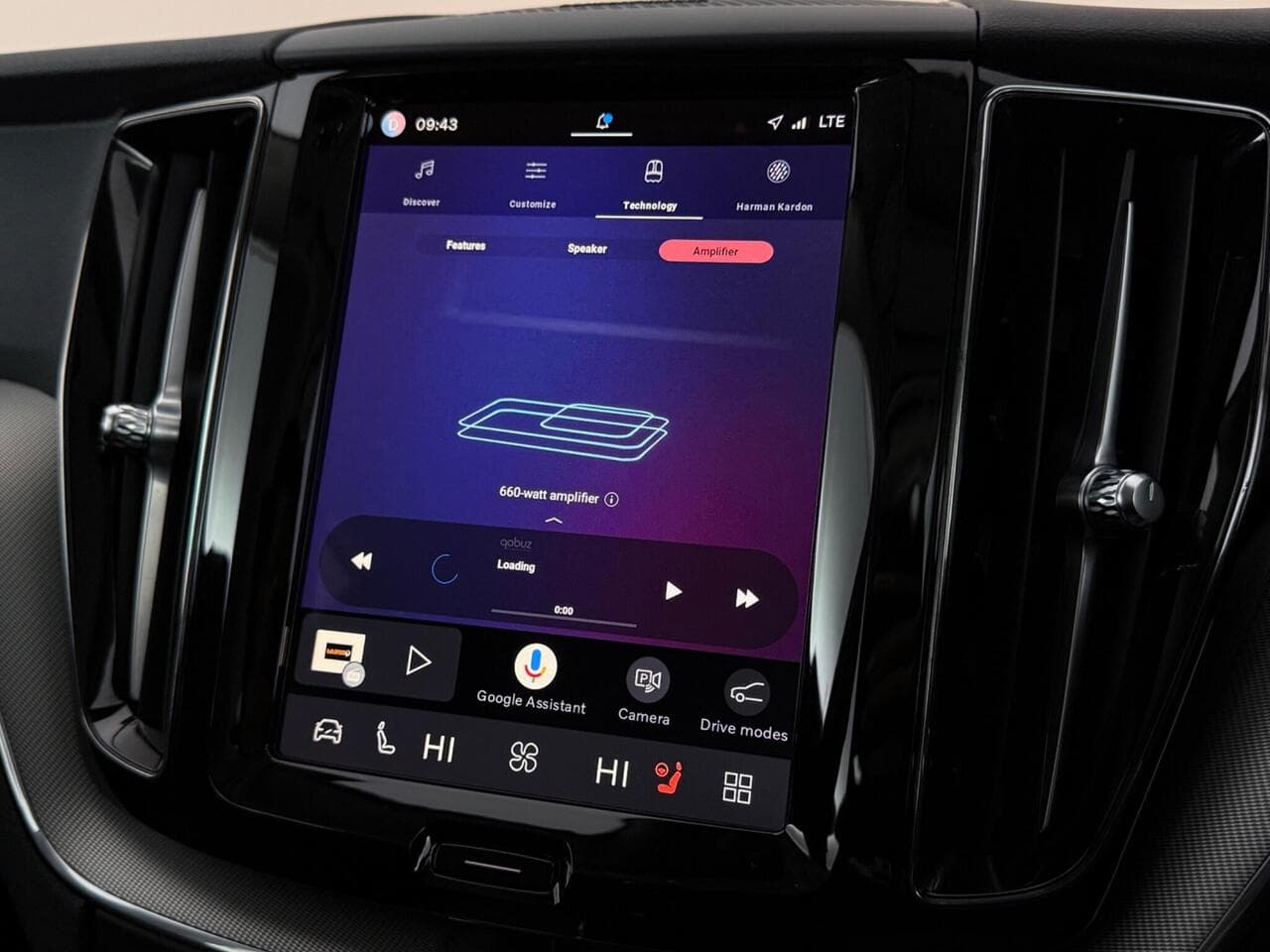 Volvo XC60 thumbnail Infotainment System