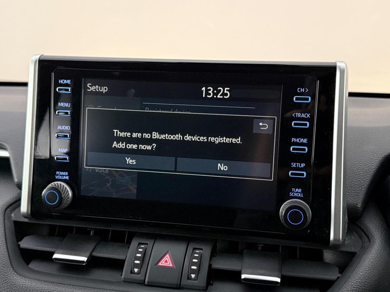 Toyota RAV4 thumbnail Infotainment System