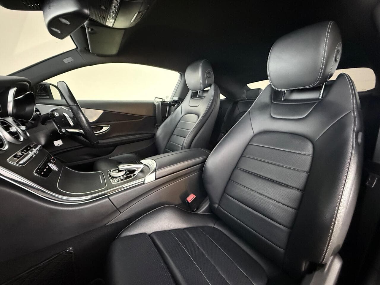 Mercedes-Benz C Class thumbnail Seat Front Passenger