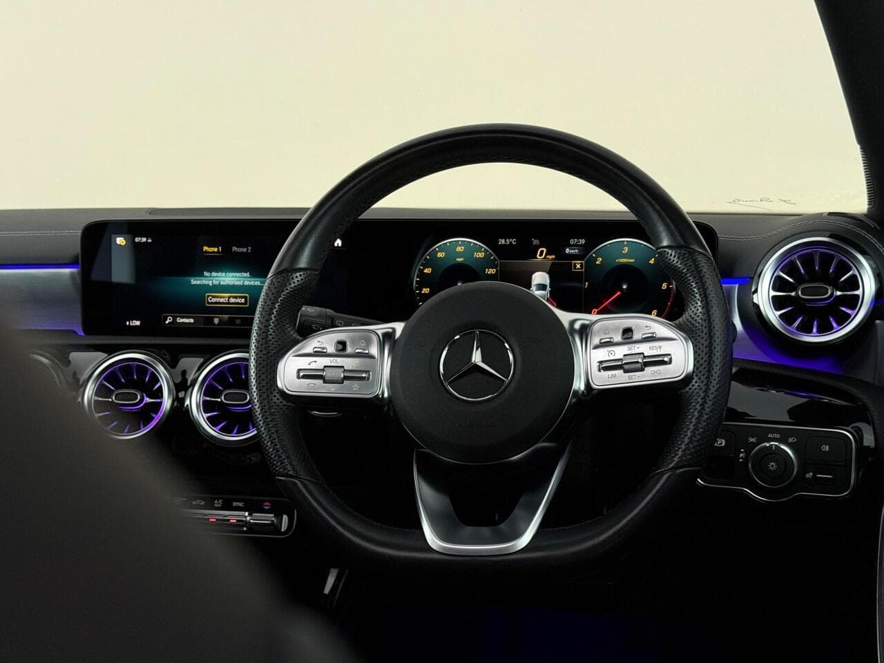 Mercedes-Benz A Class thumbnail Steering Wheel