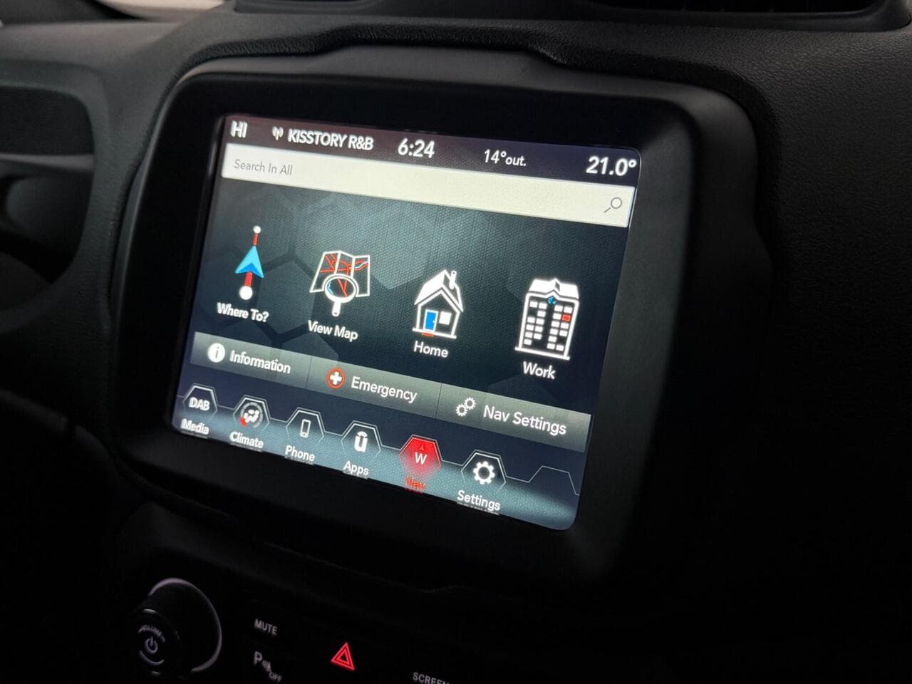 Jeep Renegade thumbnail Infotainment System