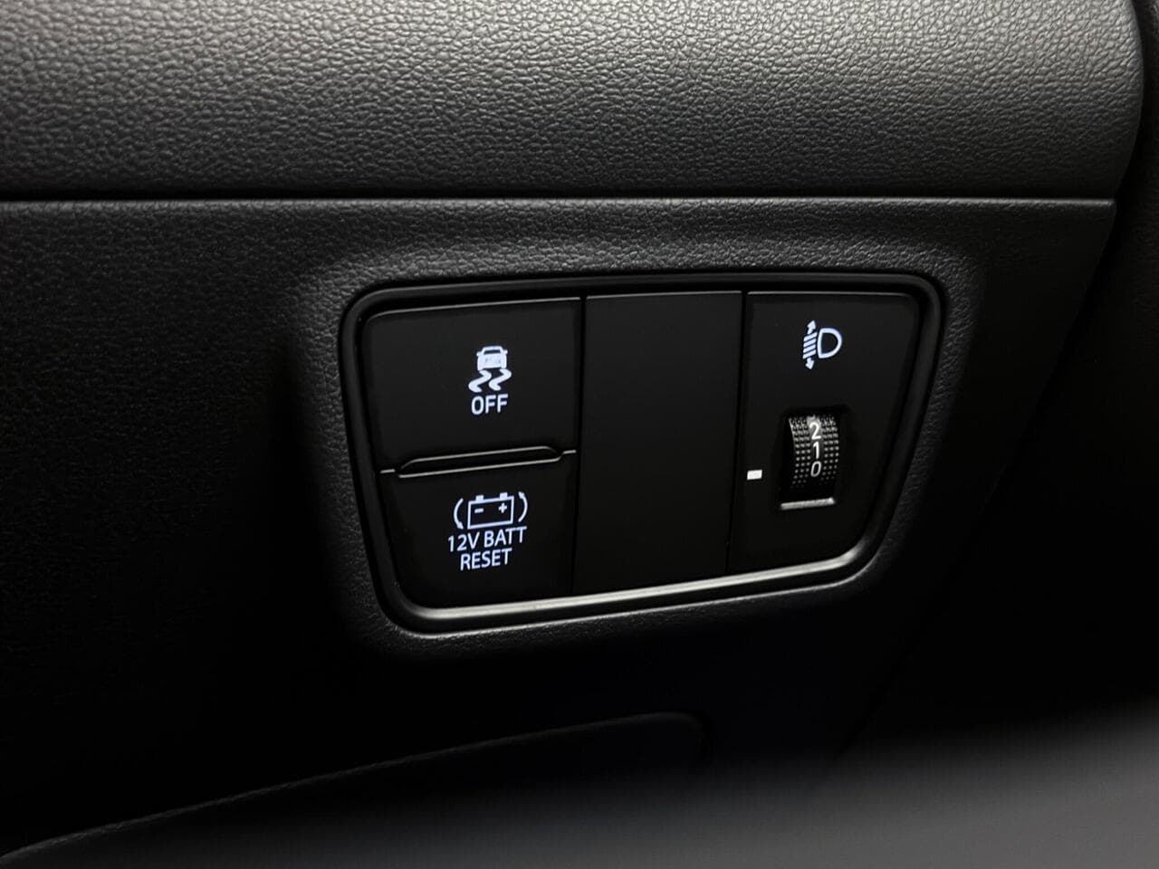 Hyundai TUCSON thumbnail Misc Controls