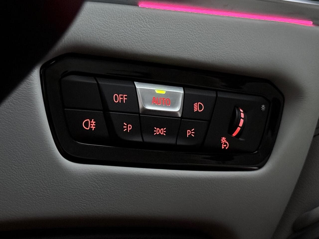 BMW M3 thumbnail Misc Controls