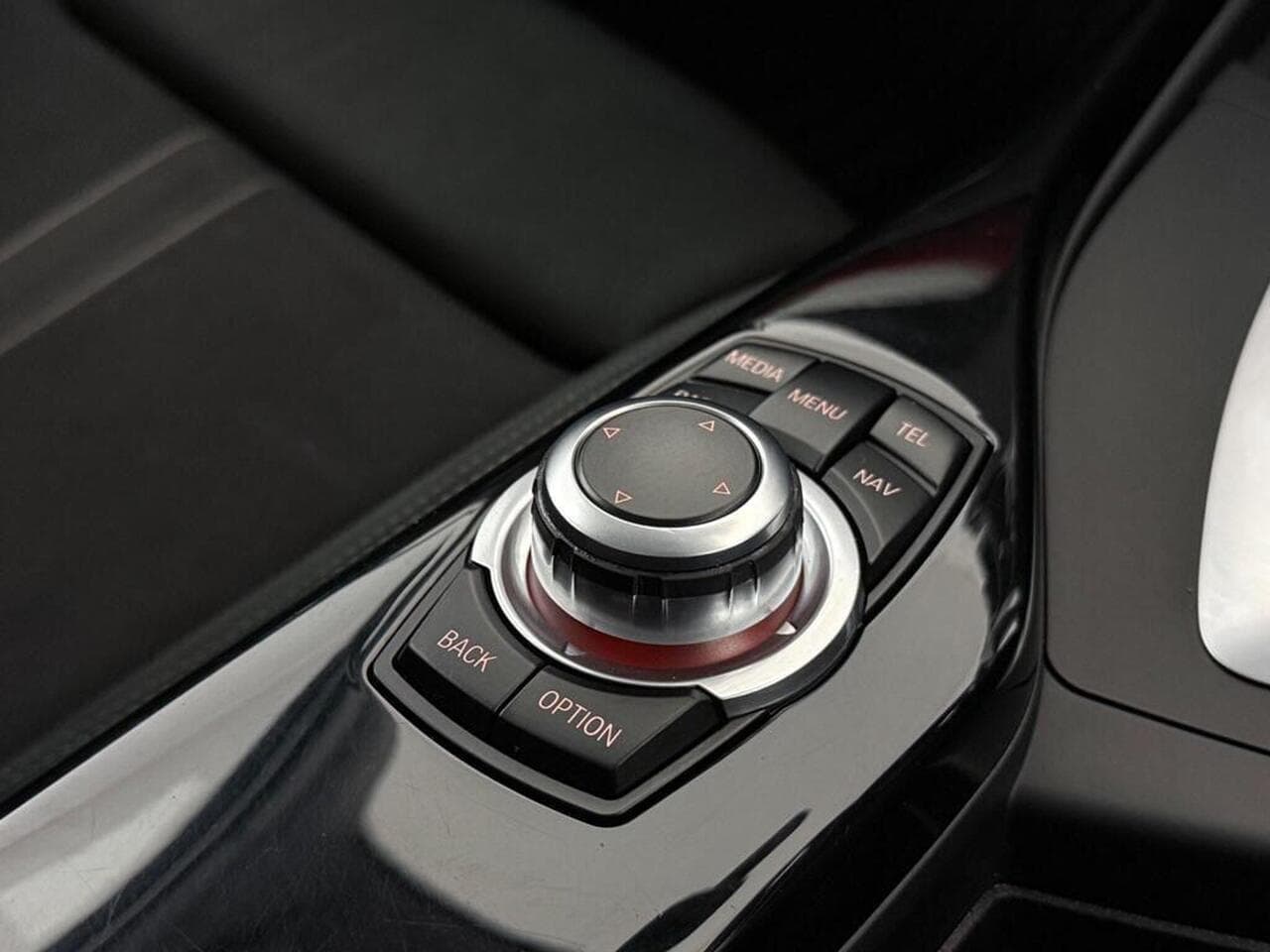 BMW 1 Series thumbnail Interior Front