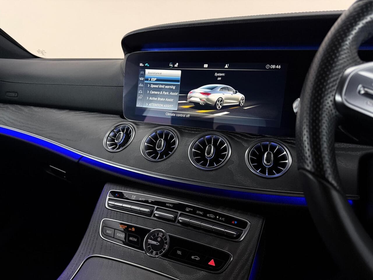 Mercedes-Benz CLS thumbnail Infotainment System