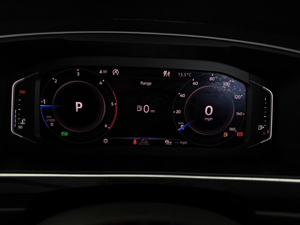 Volkswagen Tiguan thumbnail Driver Instruments