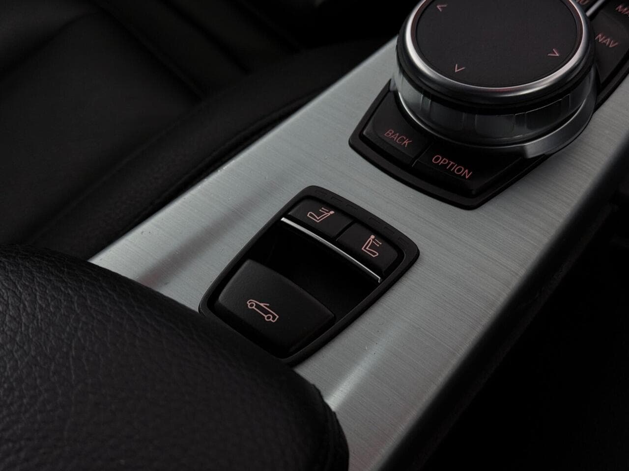 BMW 4 Series thumbnail Misc Controls
