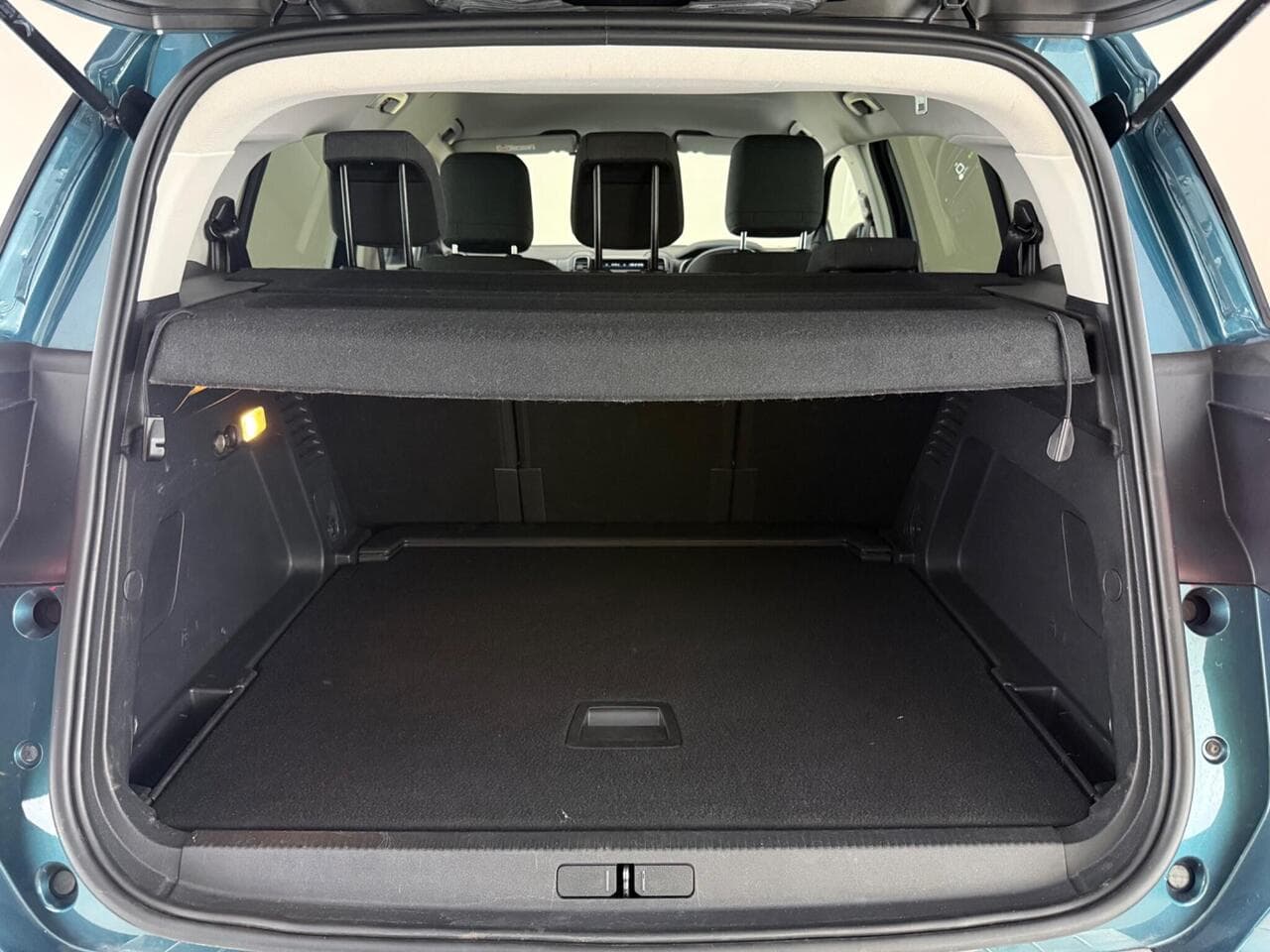 Citroen C5 Aircross thumbnail Boot