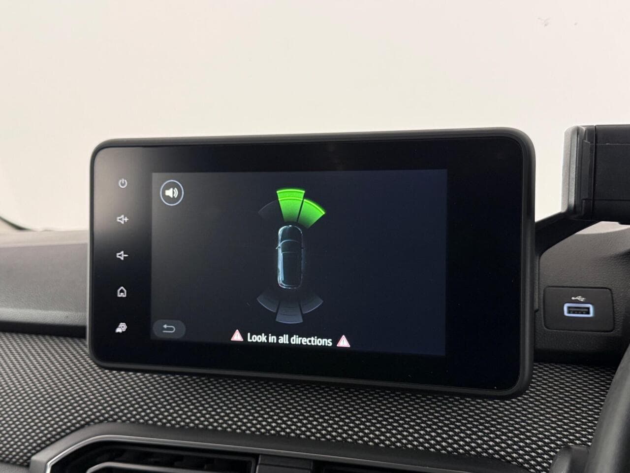 Dacia Jogger thumbnail Infotainment System