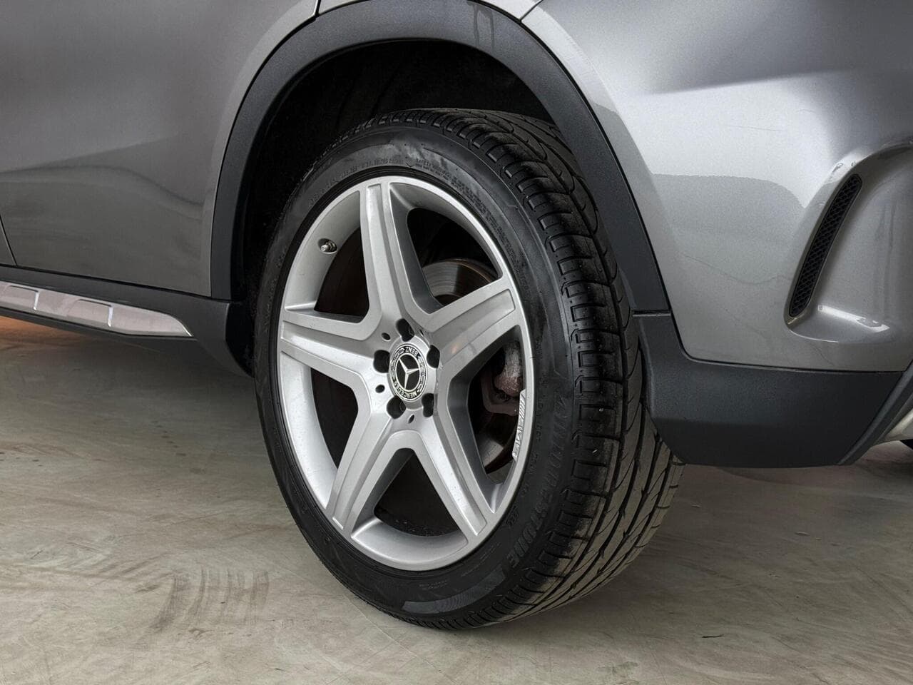 Mercedes-Benz GLA thumbnail Wheel