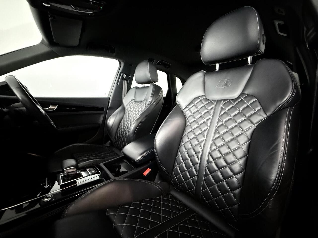 Audi Q5 thumbnail Seat Front Passenger