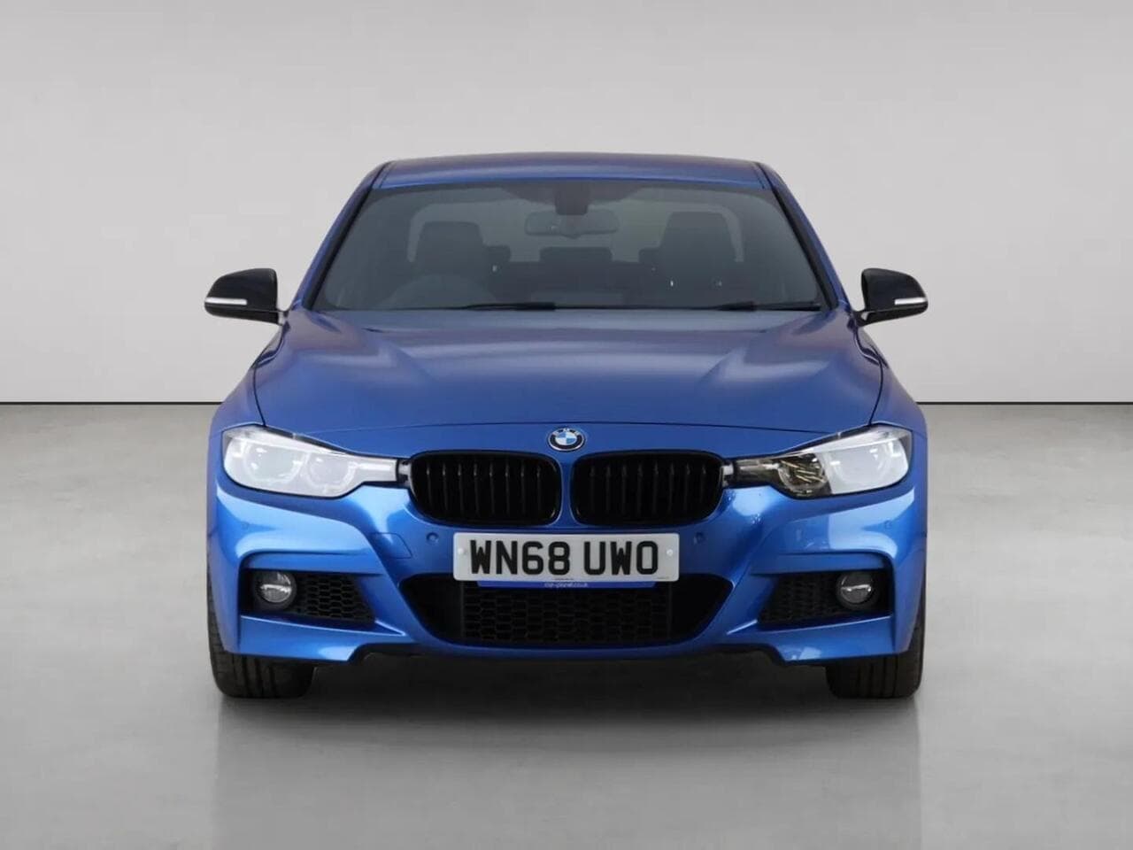 BMW 3 Series thumbnail Front