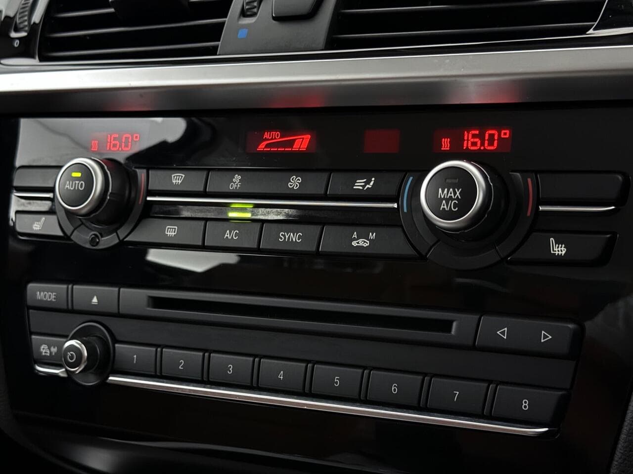 BMW X3 thumbnail Infotainment System
