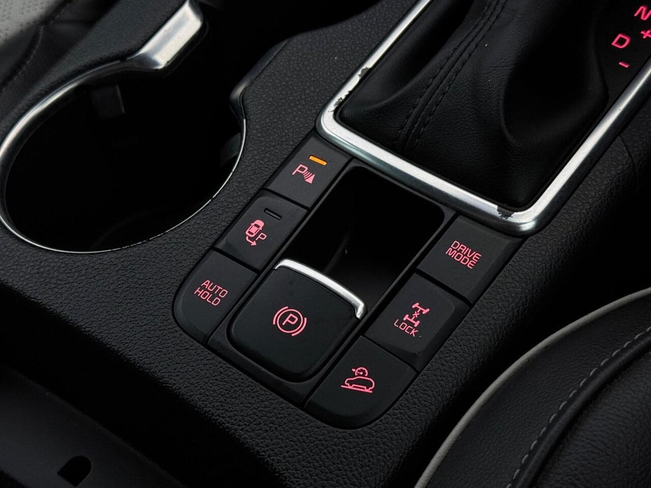 Kia Sportage thumbnail Interior Front