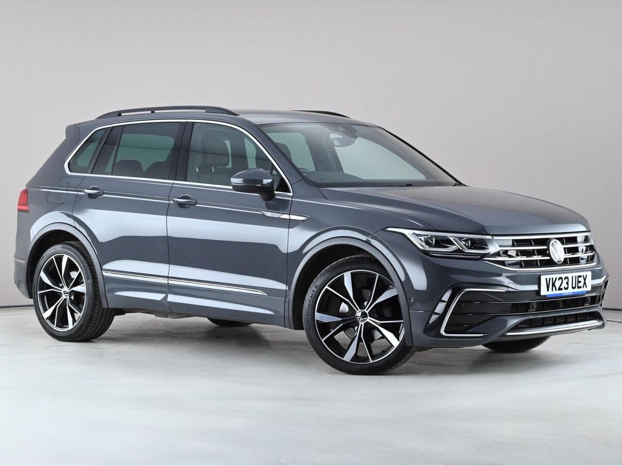 Volkswagen Tiguan - Volkswagen Tiguan 1.5 TSI R-Line DSG Euro 6 (s/s) 5dr