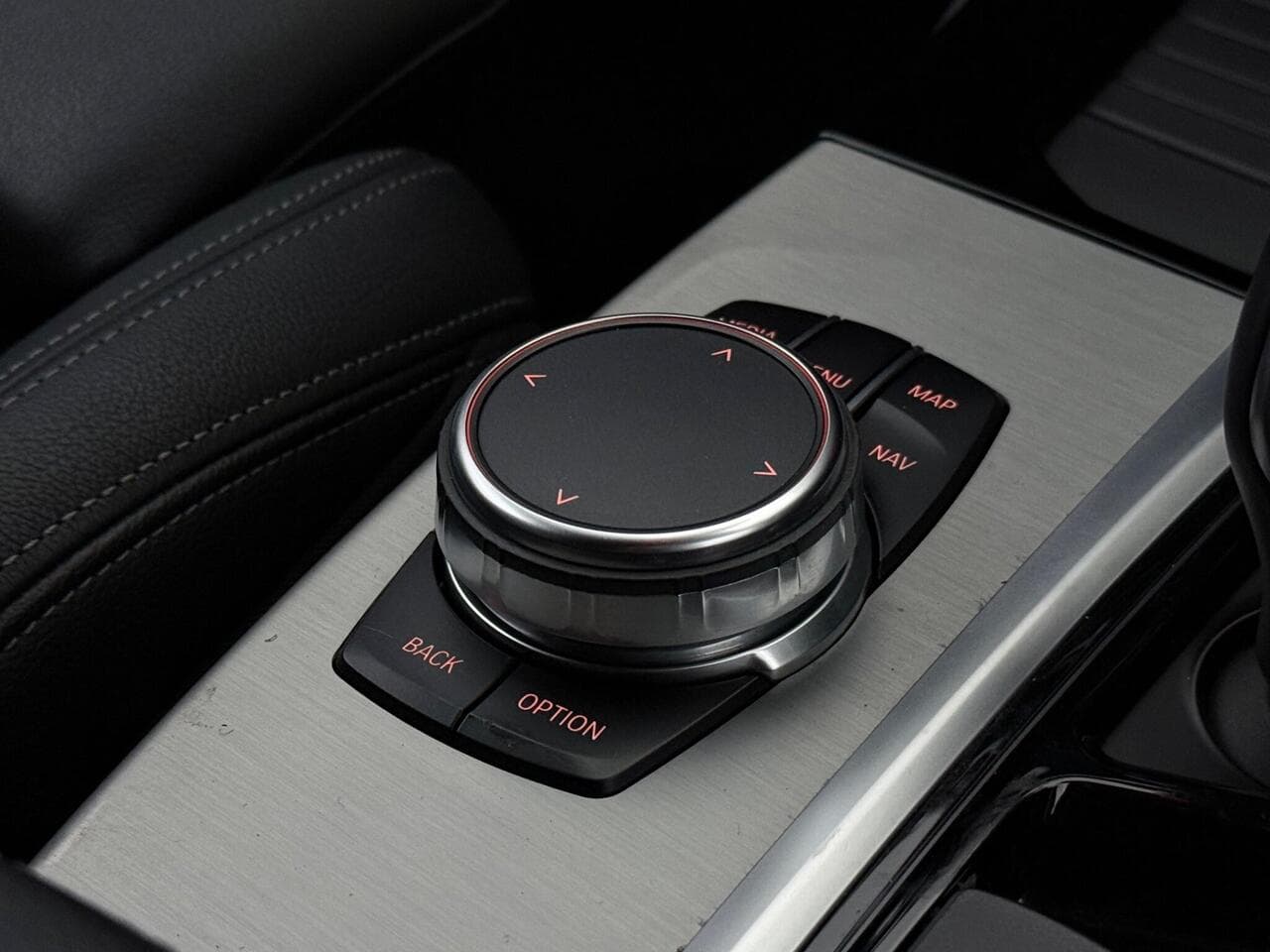 BMW X3 thumbnail Misc Controls