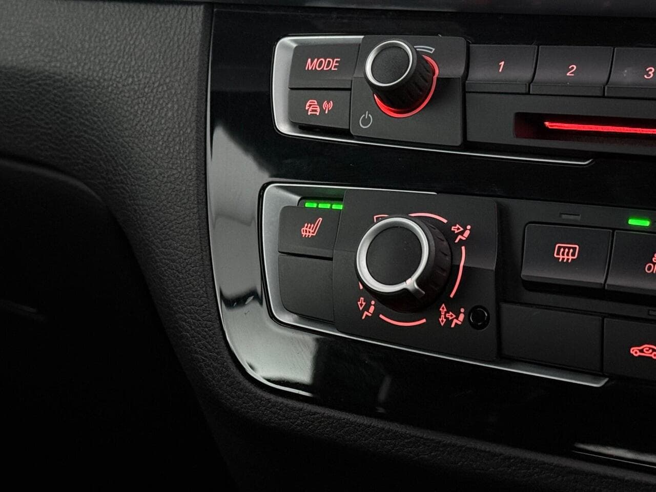 BMW 2 Series thumbnail Misc Controls