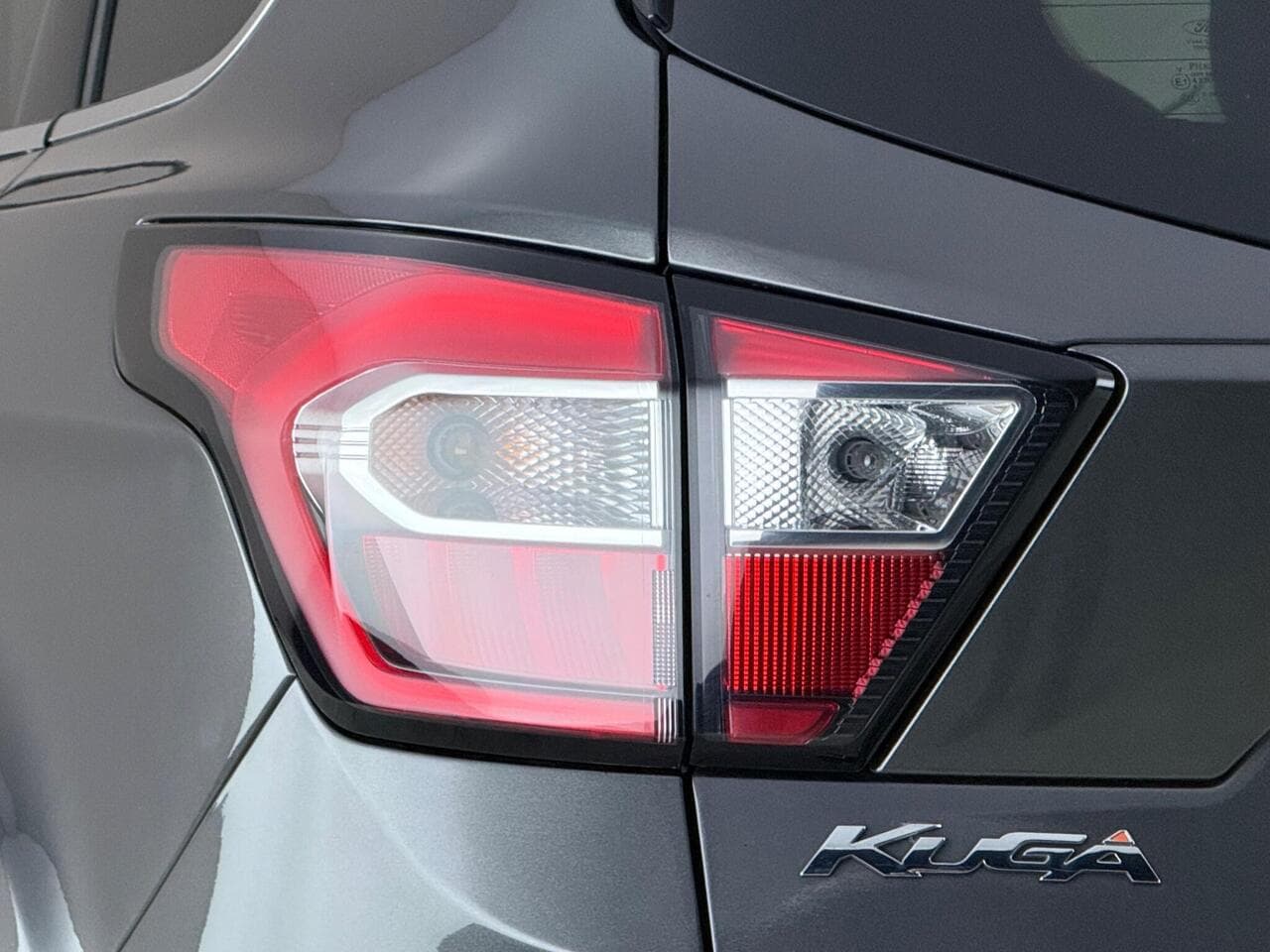 Ford Kuga thumbnail Lights Rear