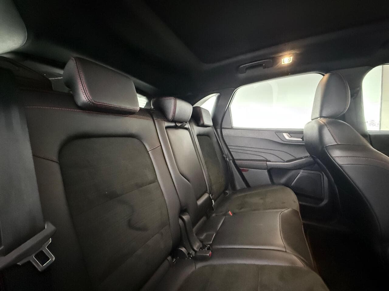 Ford Kuga thumbnail Seats Rear