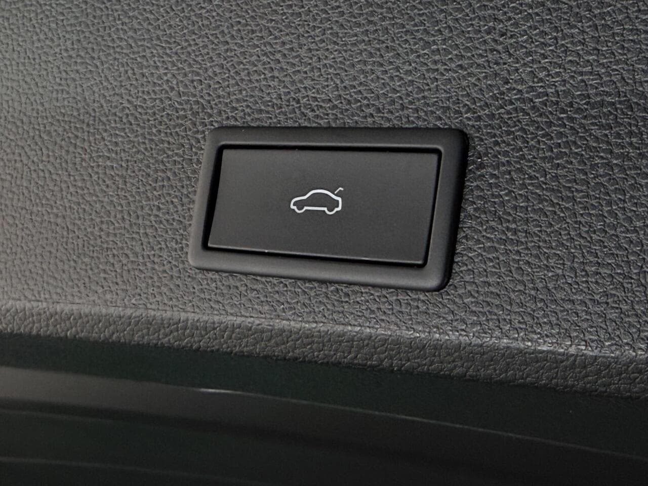 SEAT Ateca thumbnail Misc Controls