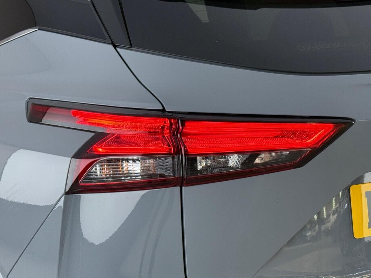 Nissan Qashqai thumbnail Lights Rear